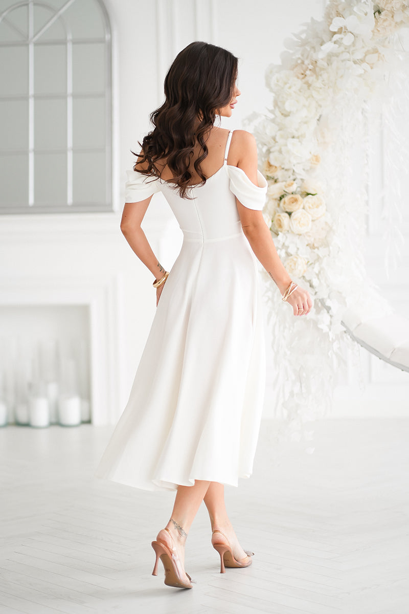 Elegantne õhtukleit