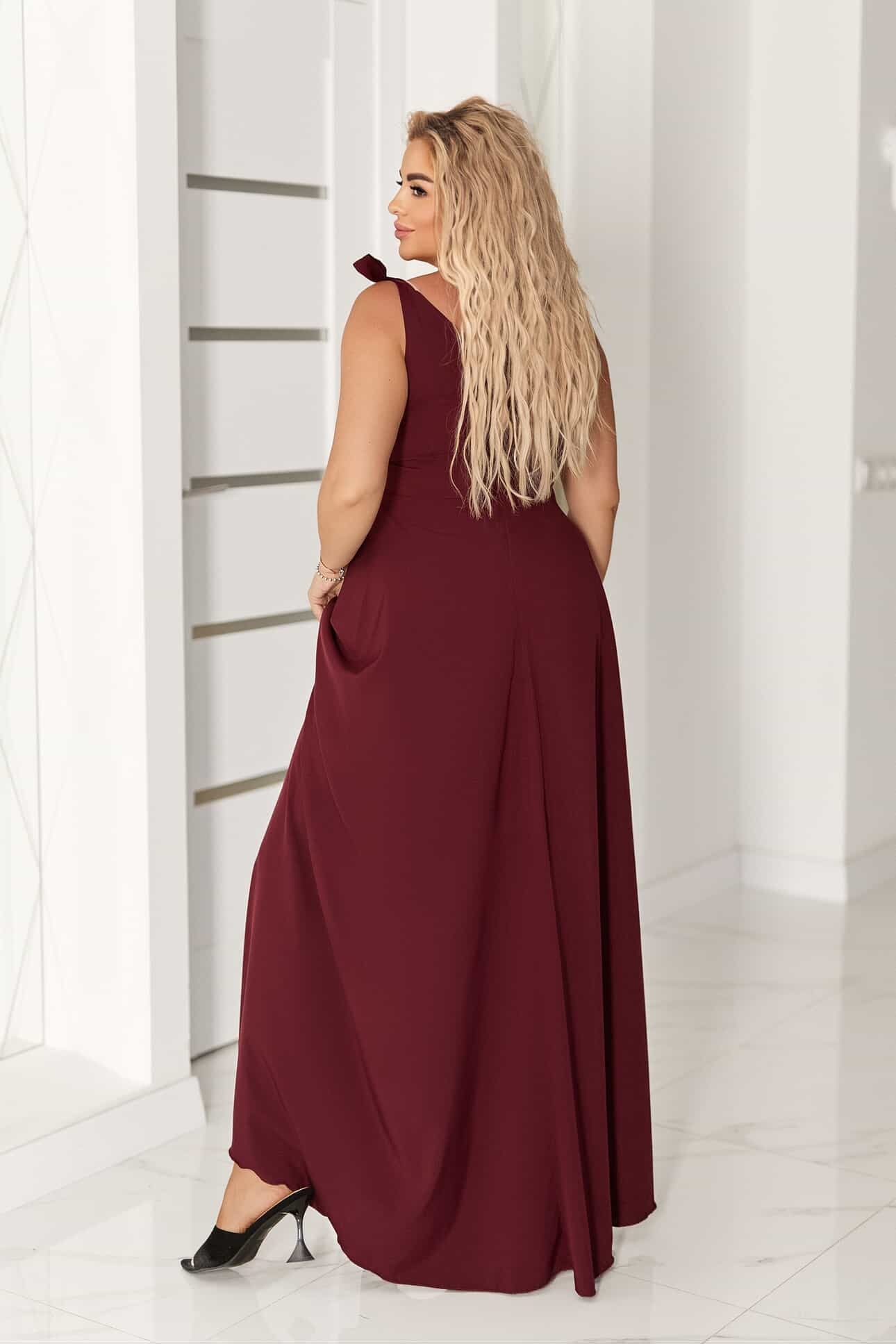 Elegantiška vakarinė suknelė