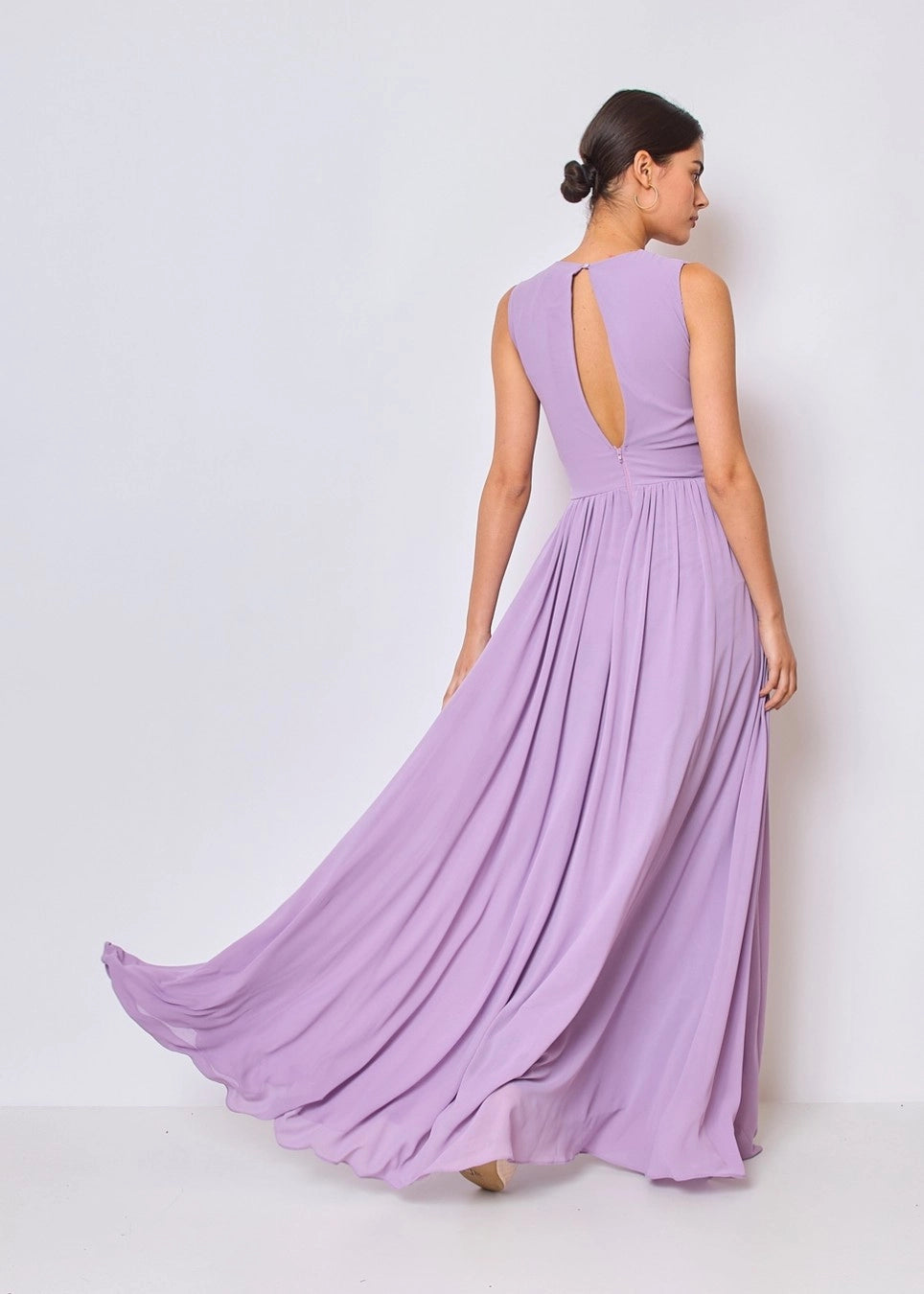 Eleganta vakarkleita
