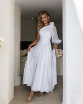 Eleganta vakarkleita