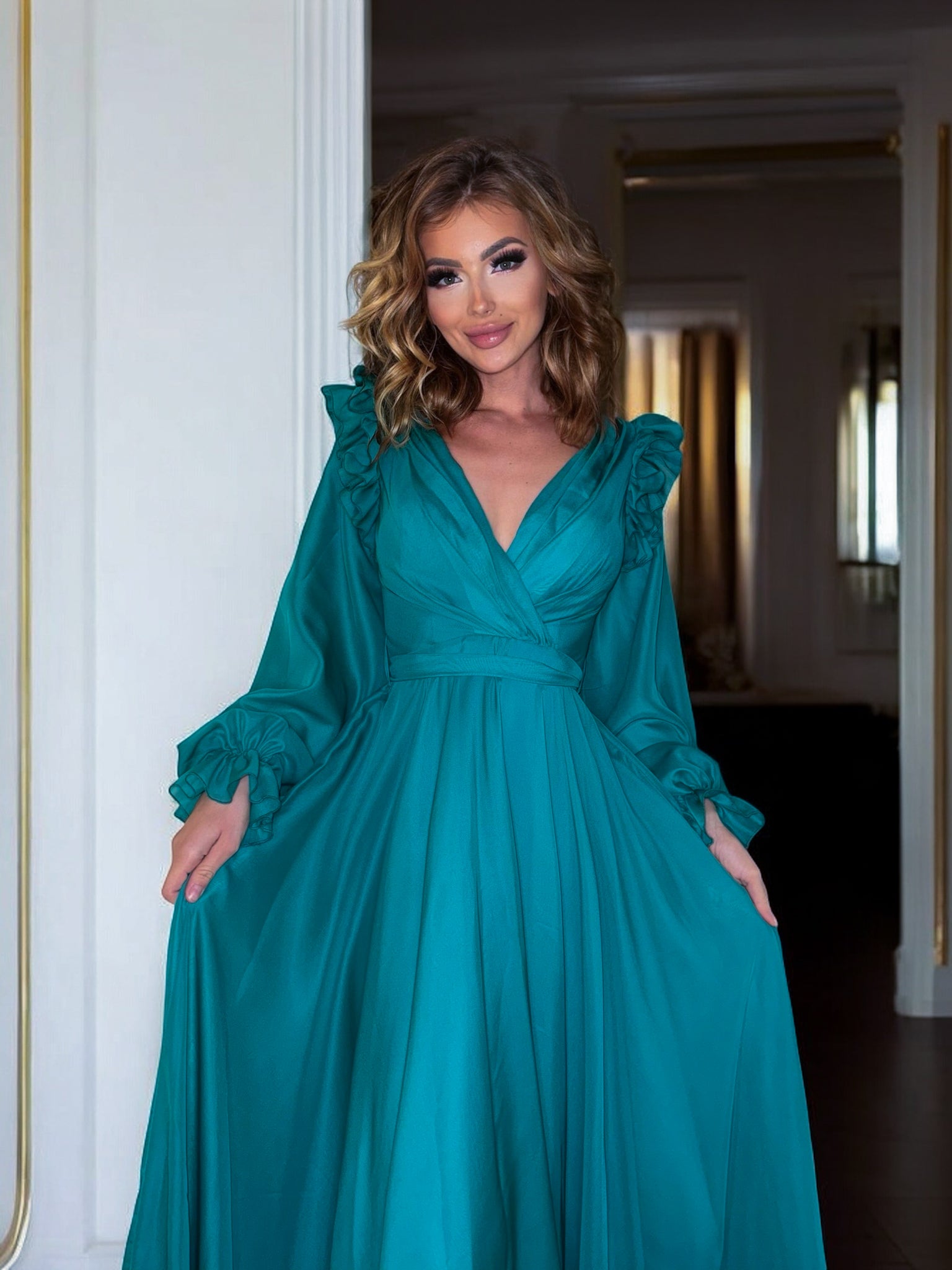 Elegantiška vakarinė suknelė