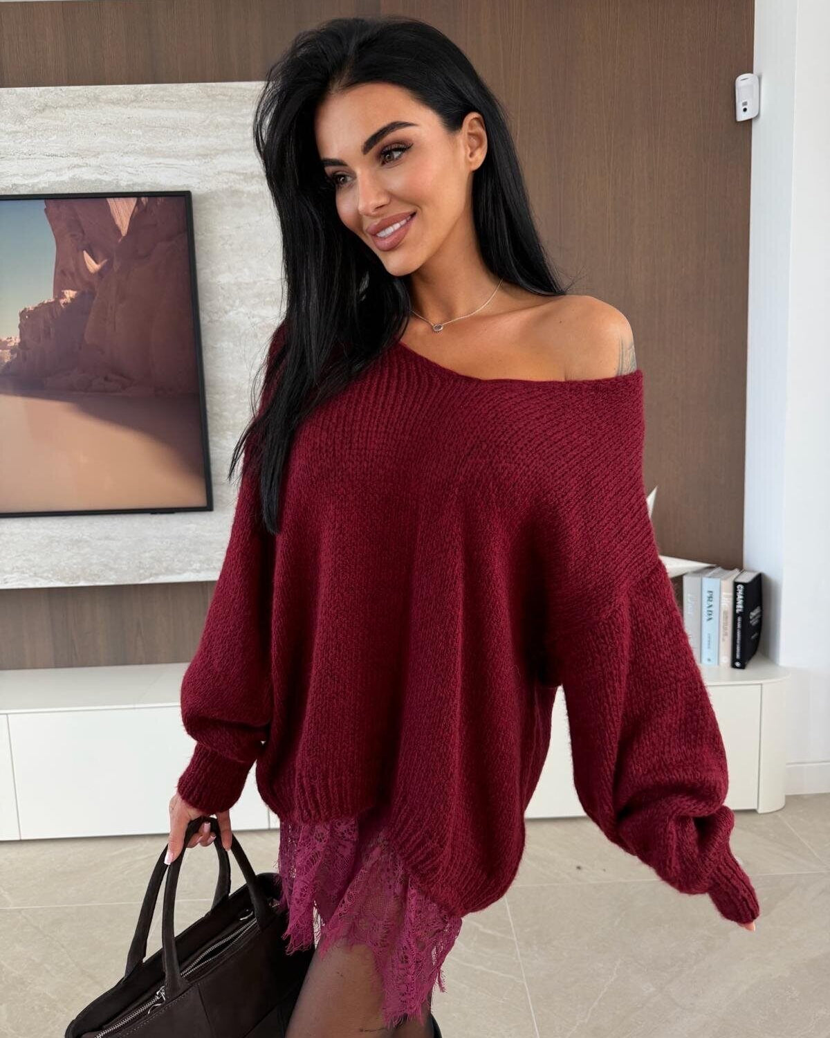 Džemperis ar mežģīni