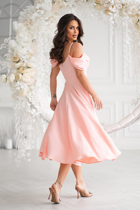 Elegantiška vakarinė suknelė