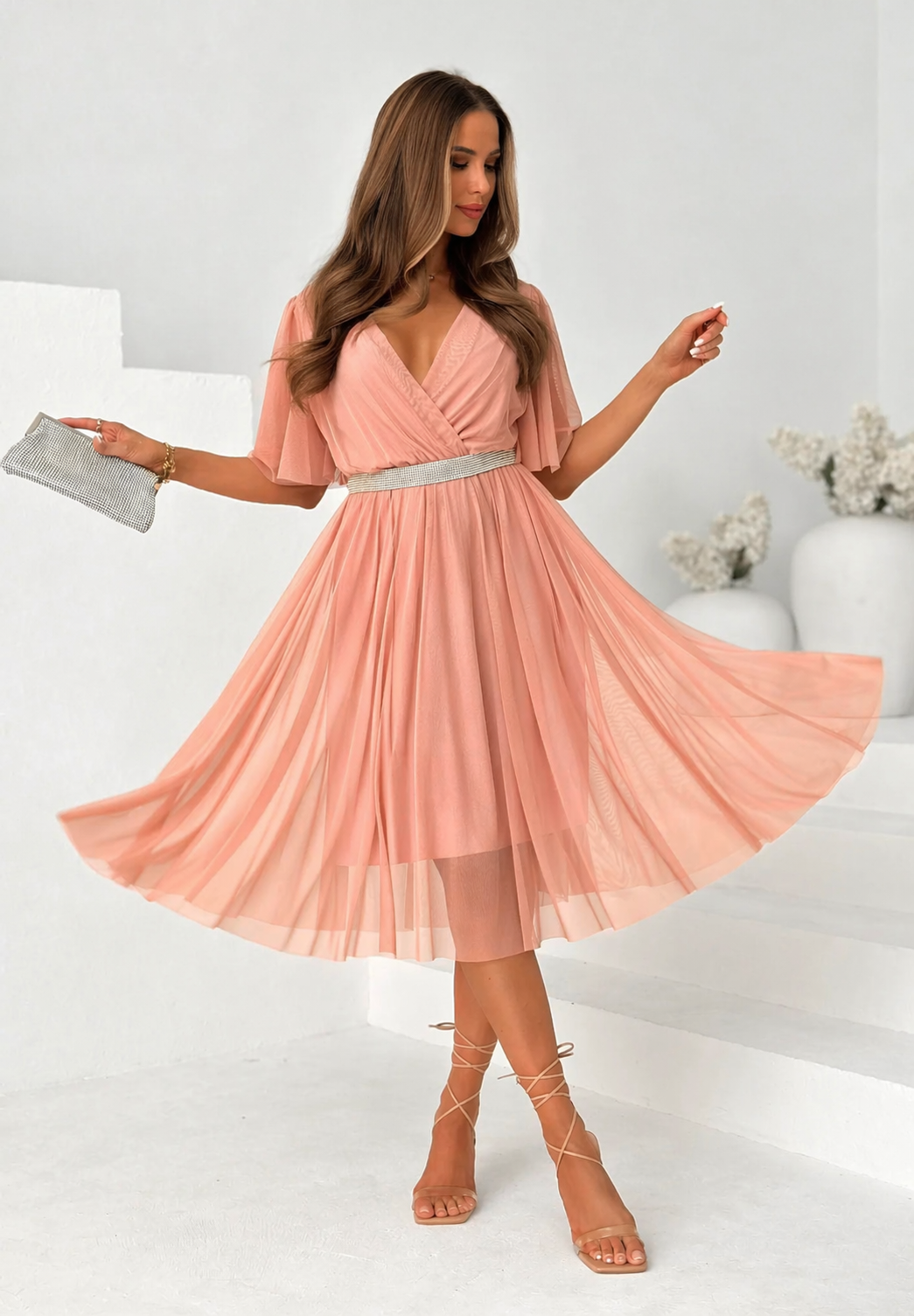 Tilla kleita ar jostu