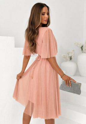 Tilla kleita ar jostu