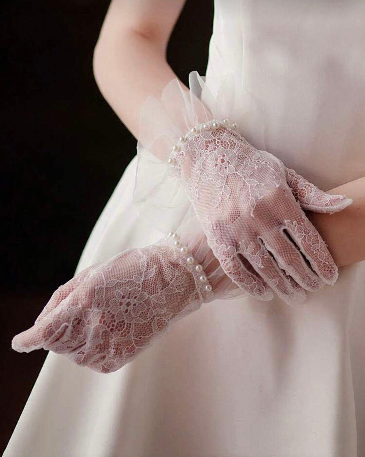 Šventinės ilgos pirštinės