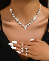 Komplekt (kõrvarõngad+kaelakee)