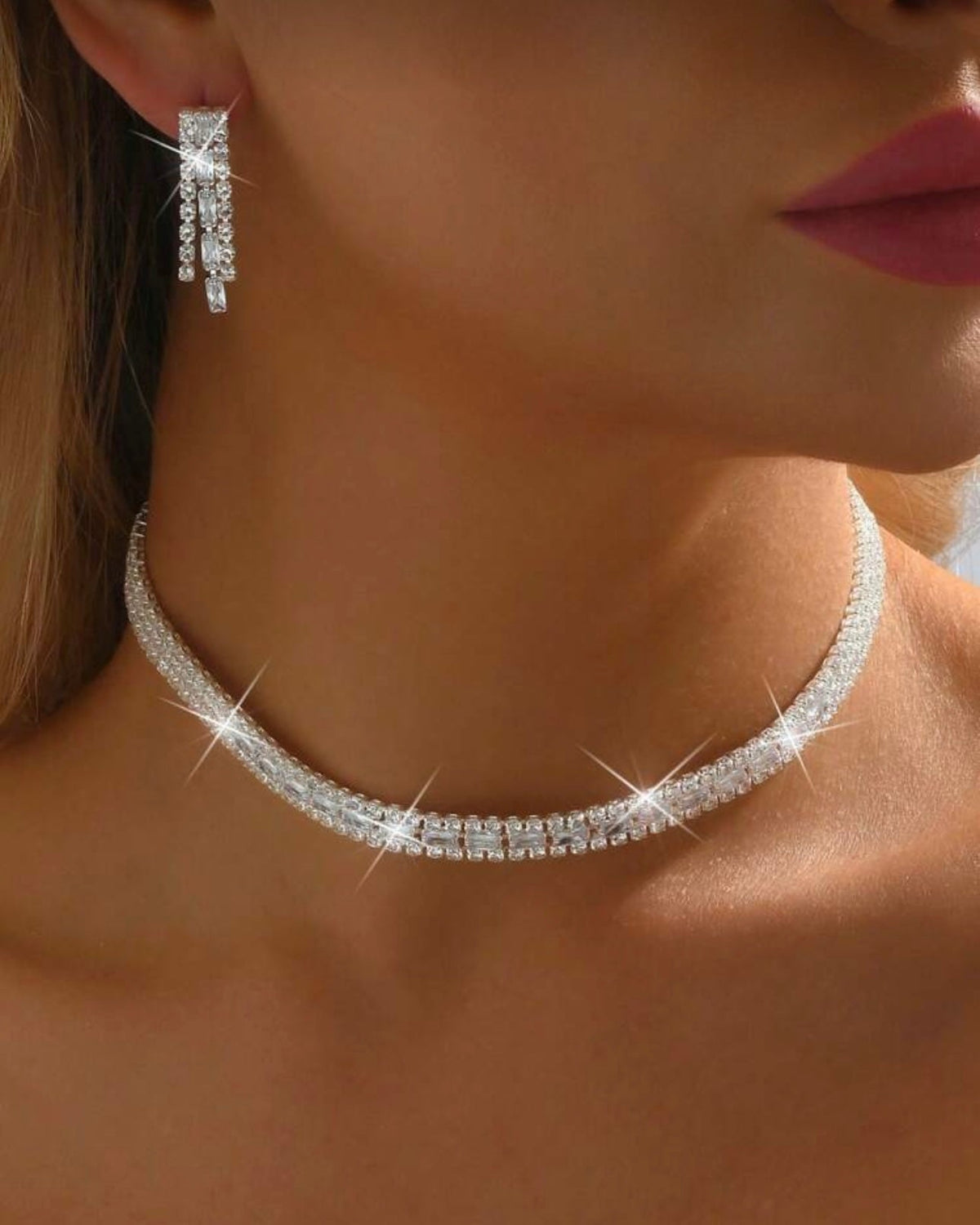 Komplekt (kõrvarõngad+kaelakee)