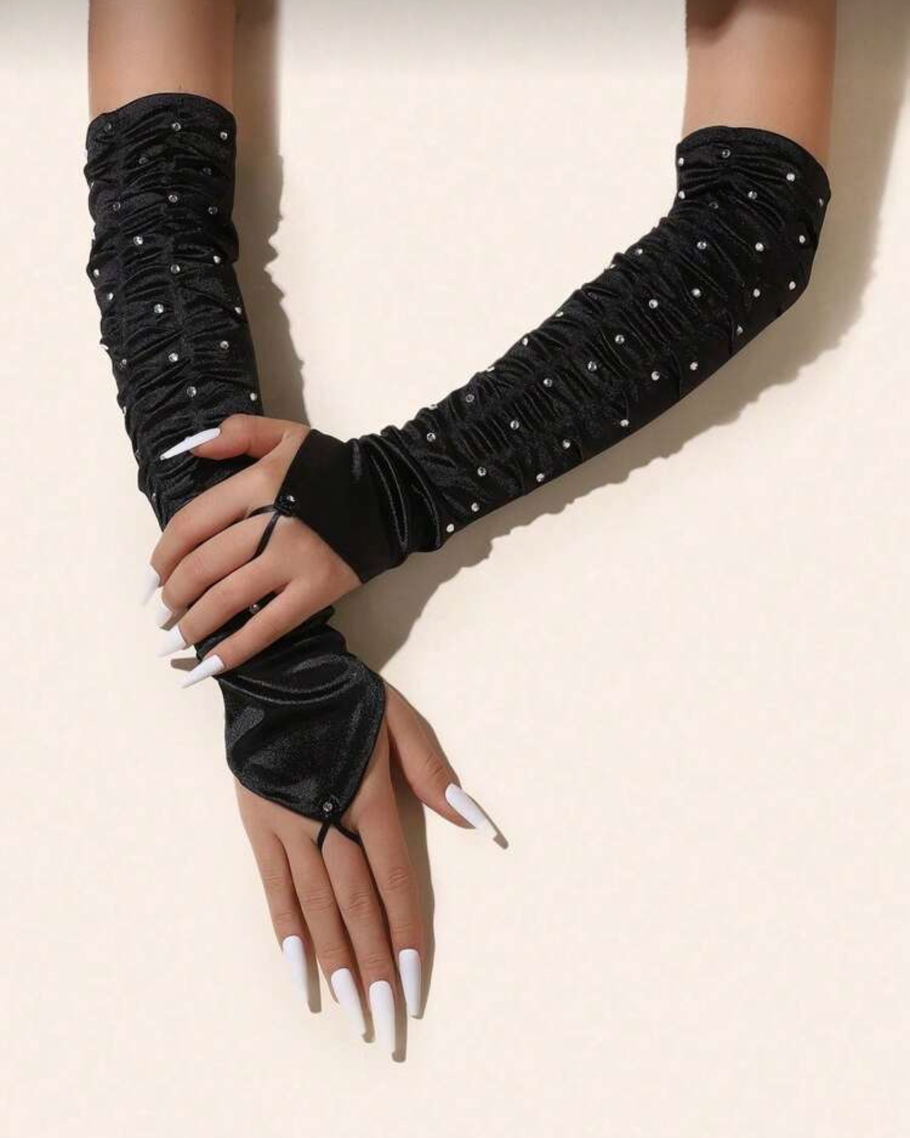 Pidulikud pikad kindad