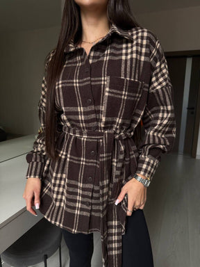 Rūtains krekls ar jostu