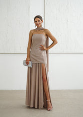 Eleganta vakarkleita