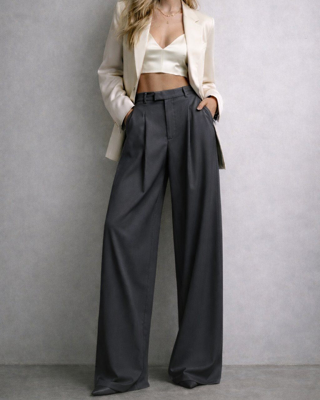 Platas bikses ar augstu jostasvietu