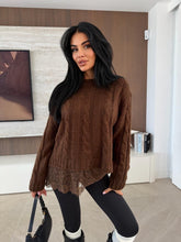 Džemperis ar mežģīni